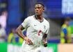 Arsenal'de stoper hedefi Ezri Konsa...