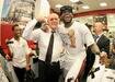 Pat Riley, LeBron'un karar�n� sab�rla bekliyor: 'Her g�n aram�yorum'