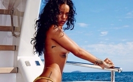 Rihanna hayranlarını Instagram'da büyüledi