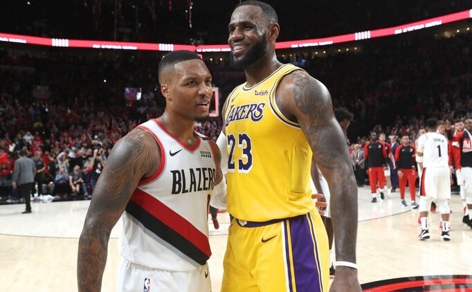 'LeBRON, HALA L�G�N EN �Y�S�'