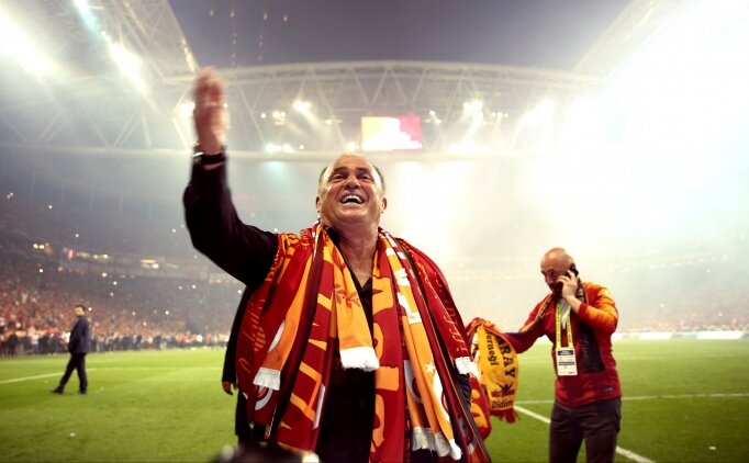 ��TE O DUYGUSAL KONU�MASI