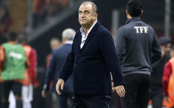 TERİM'DEN MAÇ SONU FIRÇA!