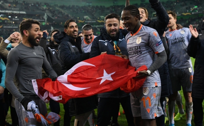 VAZGEÇMEDİ VE TARİH YAZDI!