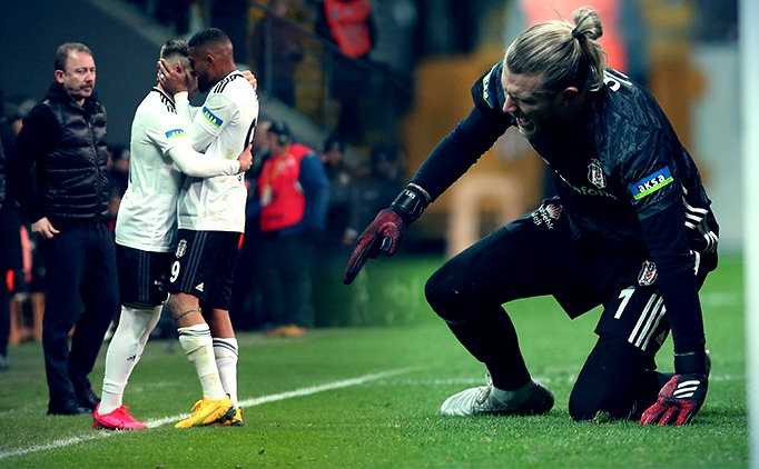 'F.BAHÇE DE BEŞİKTAŞ GİBİ..'