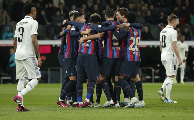 EL CLASICO BARCELONA'NIN