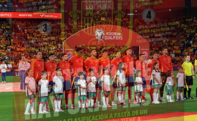 İSPANYOLLAR: 'PARTİ VAR!'