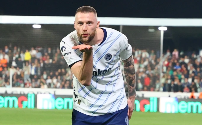 GALATASARAY'DA YENİ HAMLE