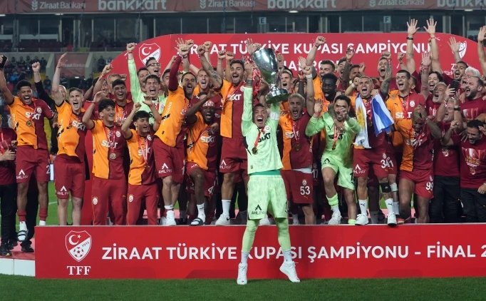 SEREMONİDE TFF'YE TEPKİ!