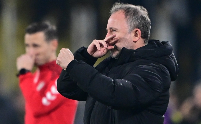 Sergen Yal��n'dan hakemlere: 'Biz Anadolu tak�m� de�iliz!'