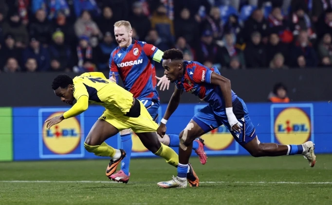 F.BAHÇE: 'ŞORTU ÇIKARDI!'