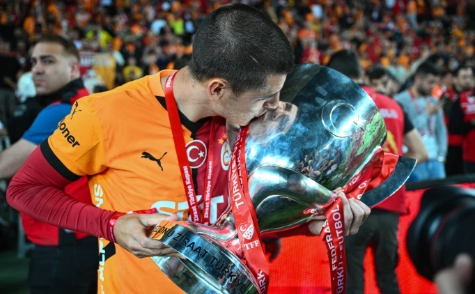 GALATASARAY'DA YOL AYRIMI