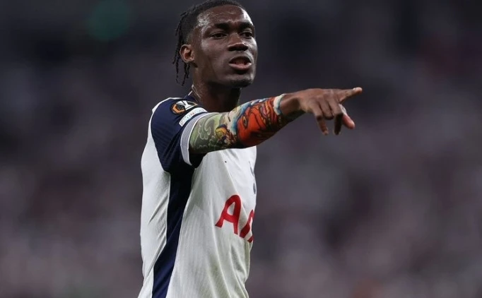 LONDRA’DA TRANSFER MESAİSİ