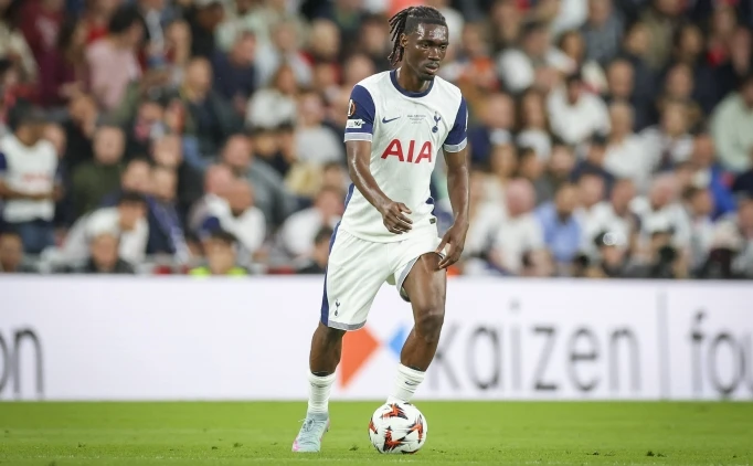 LONDRA’DA TRANSFER MESAİSİ