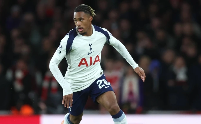 G.SARAY'A ADA'DAN YILDIZ