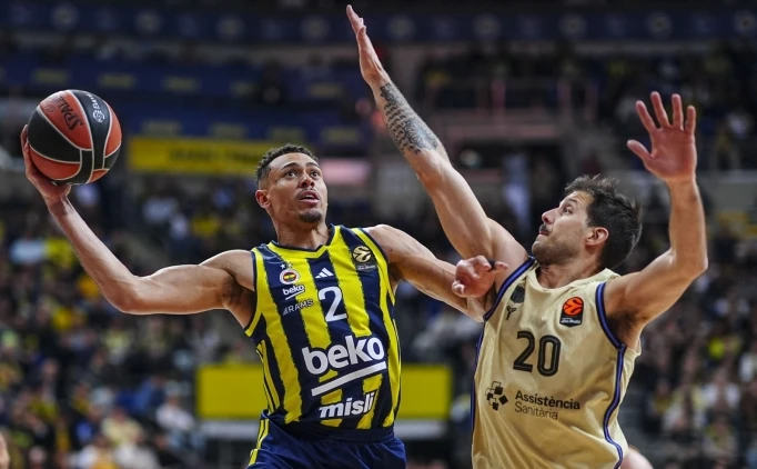 F.BAH�E, SON NEFESTE GAL�P!