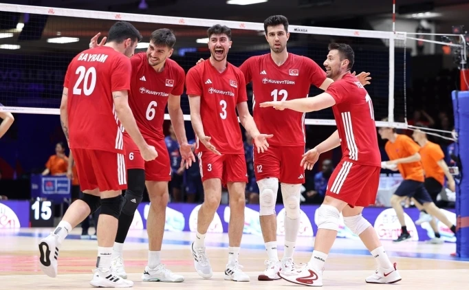 EFELER GALİBİYETLE BAŞLADI