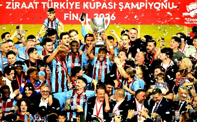 VE KUPA TRABZONSPOR'UN!