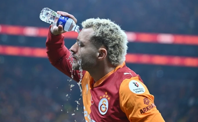 ANFIELD'DA YAKINDAN TAK�P!