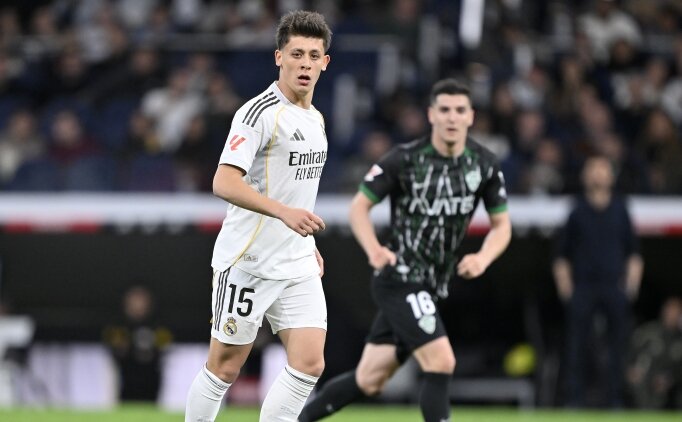 KEND� YARI SAHASINDAN ATTI