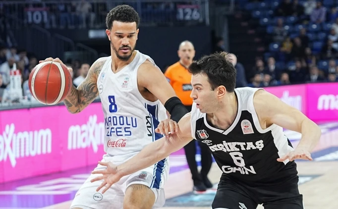 DEV MAÇTA A.EFES KAZANDI!