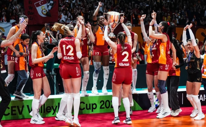 G.SARAY AVRUPA ŞAMPİYONU