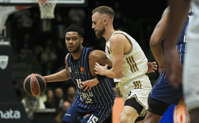 A.EFES'TEN 16 SAYI FARK!