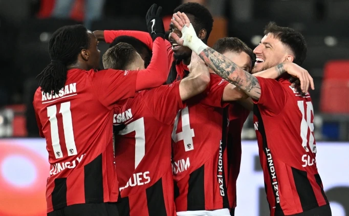 KAYSER�'N�N UMUDUNU KIRDI!