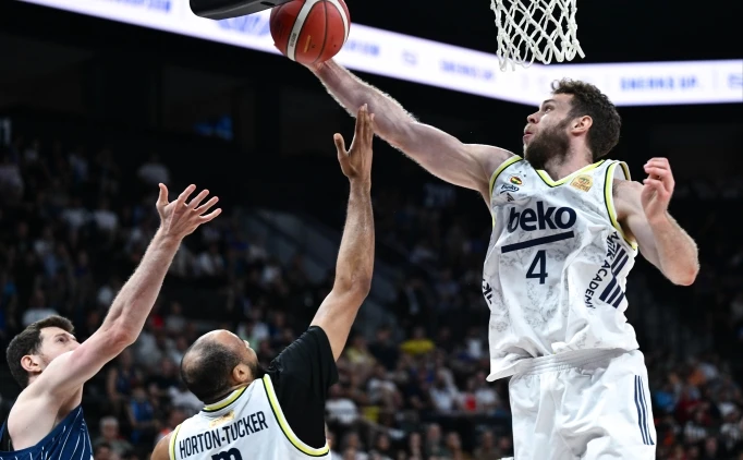 FENERBAH�E BEKO F�NALDE!
