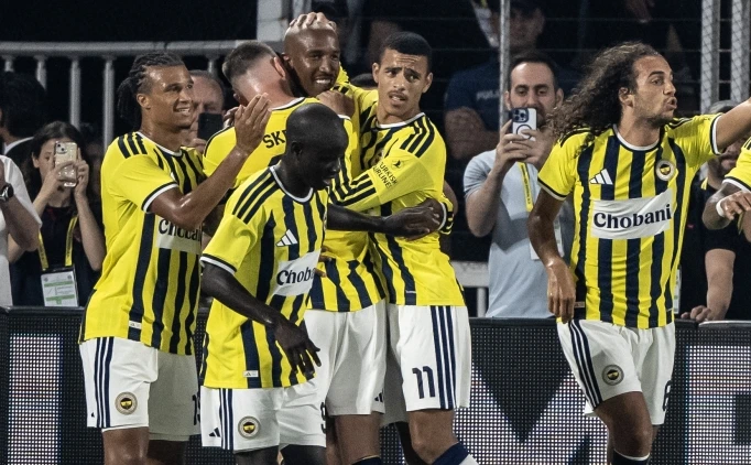 FENERBAHÇE - LYON: İLK 11'LER