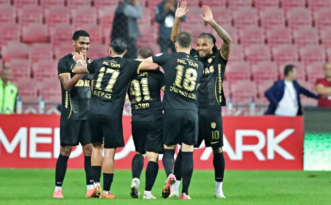 2 KIRMIZI, GERİ DÖNÜŞ VE İLK!