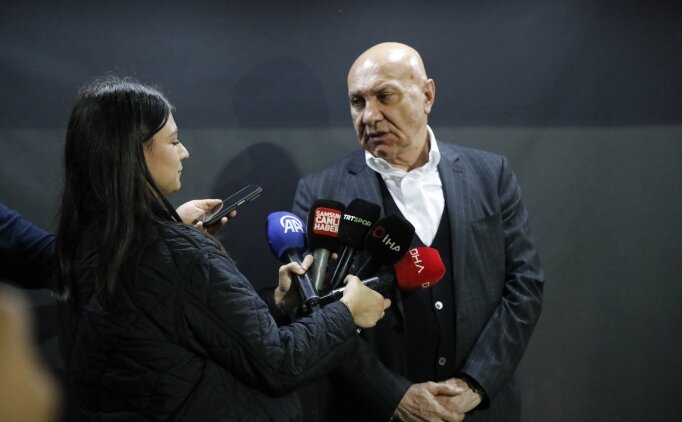 'BE��KTA�'I EZEREK YEND�K!'