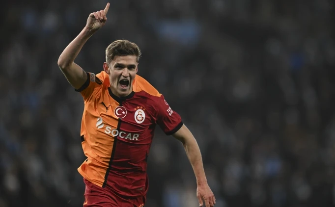 RESM�: G.SARAY'DA AYRILIK!