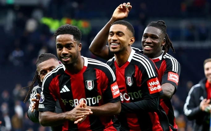 G.SARAY'A H�CUMCU SOL BEK!