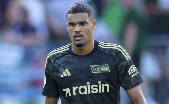 Be�ikta� stoper aray��lar� i�in eski a�k�na tekrar y�neldi