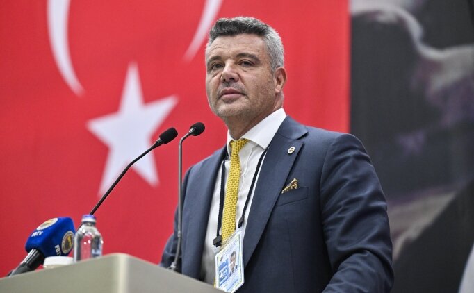 Fenerbah�e'de Divan Kurulu ertelendi!