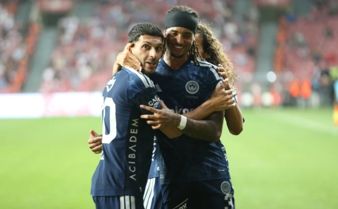 BEŞİKTAŞ'A MESAJ GÖNDERDİ!
