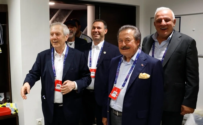 SOYUNMA ODASINA İNDİ!