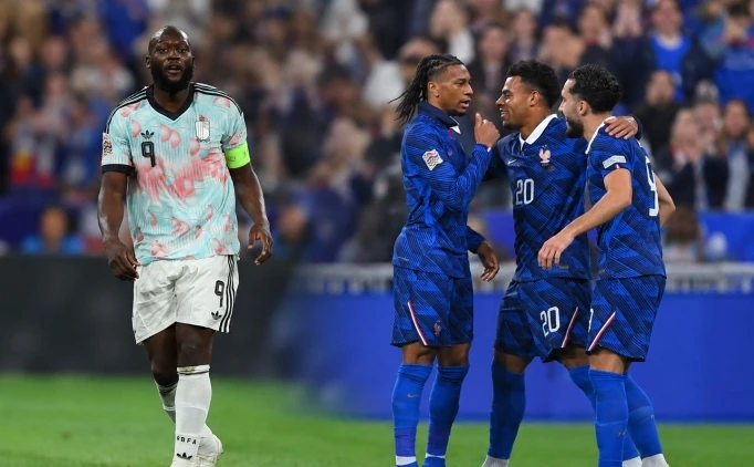 LUKAKU ÇIKTI, DAĞILDILAR!
