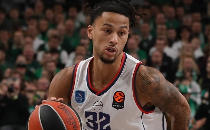 ANADOLU EFES RAHAT GEÇTİ!