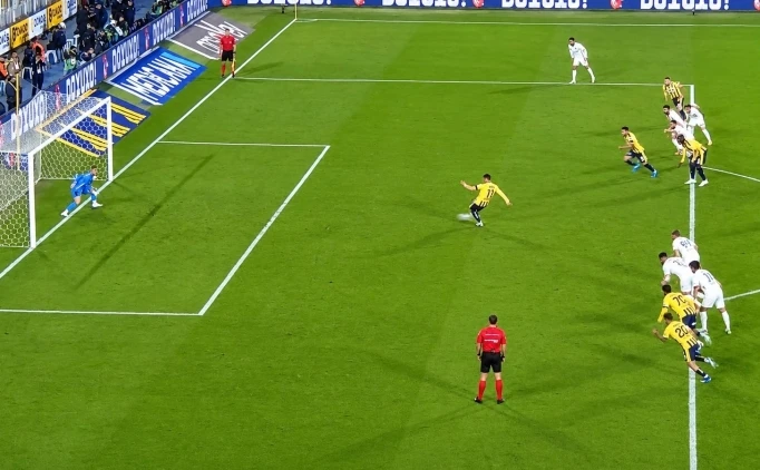 Kadıköy'de gol iptal!