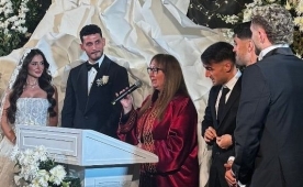Akaydin'in nikah �ahitleri G.Saray'dan