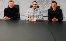 Frankfurt, Ebnoutalib'i forvet hatt�na ekledi