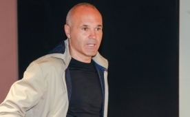 Andres Iniesta'ya dolandrclk suu!