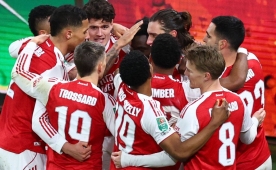 Arsenal, penalt�larla yar� finale y�kseldi