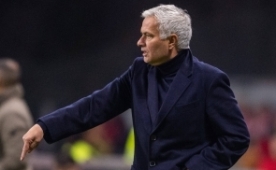 Portekiz'de Jose Mourinho olay ��kard�