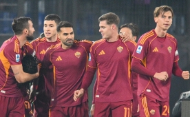 Roma, Genoa'y� yendi Zirve yar��� alev ald�