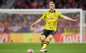 Real Madrid i�in stoperde yeni rota!