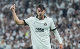 Kovacevic: 'Juventus, Vlahovic'i tutmal�yd�'