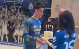 Arda G�ler i�in s�rpriz do�um g�n�