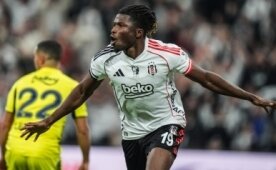 Be�ikta�'ta Toure ve Emirhan geli�mesi